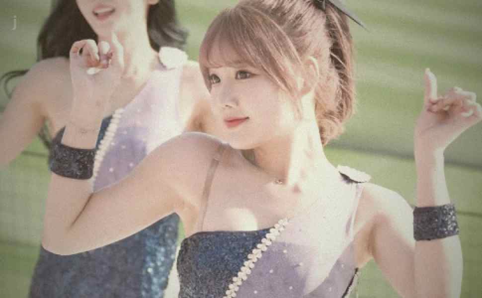 童颜巨乳网红樱井宁宁私拍事件：甜美外表下的暗流与反思