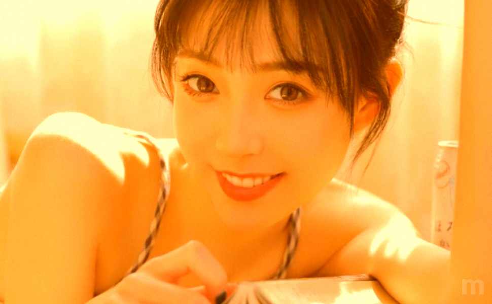 筷子腿嫩妹被大屌操到泪崩，清纯女友私密视频疯传，网友惊呆：这身材绝了！